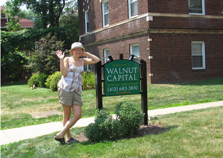 09-patty-at-apartment