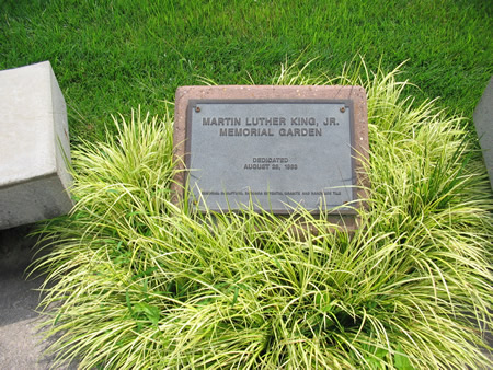 112-01-memorial-sign